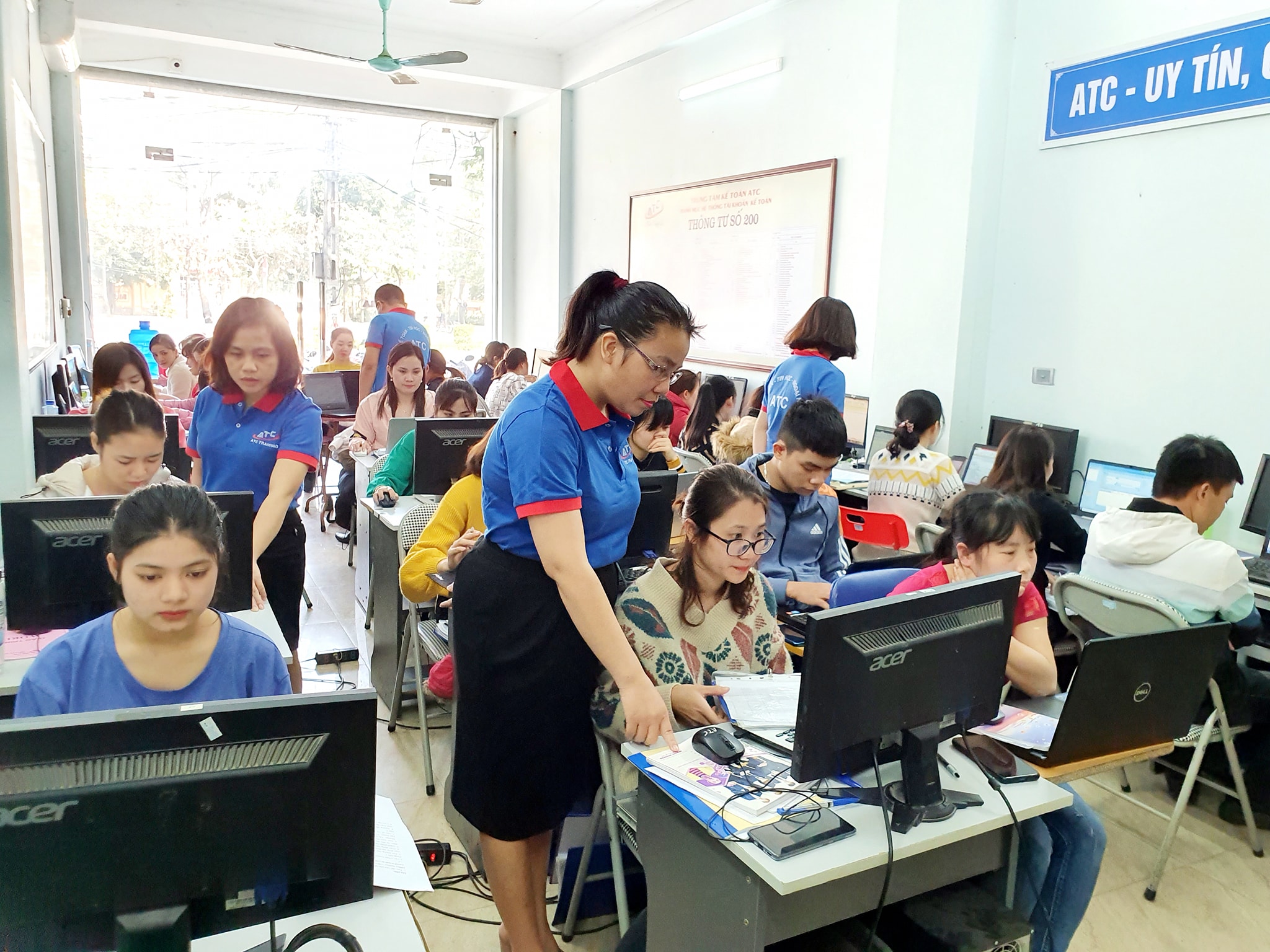 Học tin học văn phòng tại Thanh Hóa là trung tâm nhận được nhiều review đánh giá tốt nhất trên khắp các diễn đàn của các chuyên gia làm nghề văn phòng và học viên theo học