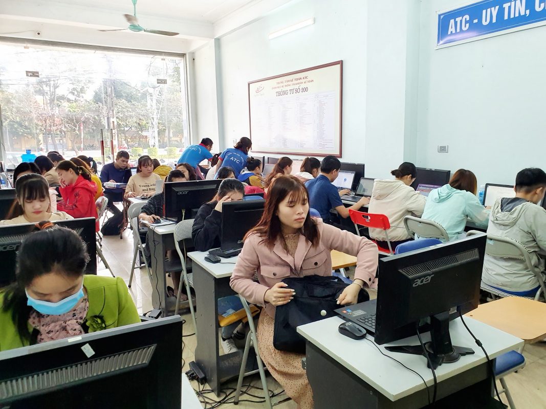 Trung tâm kế toán tại Thanh Hóa Nghề kế toán nhàn lắm? Là suy nghĩ của rất nhiều người hiện nay. Điều này có thực sự đúng không?