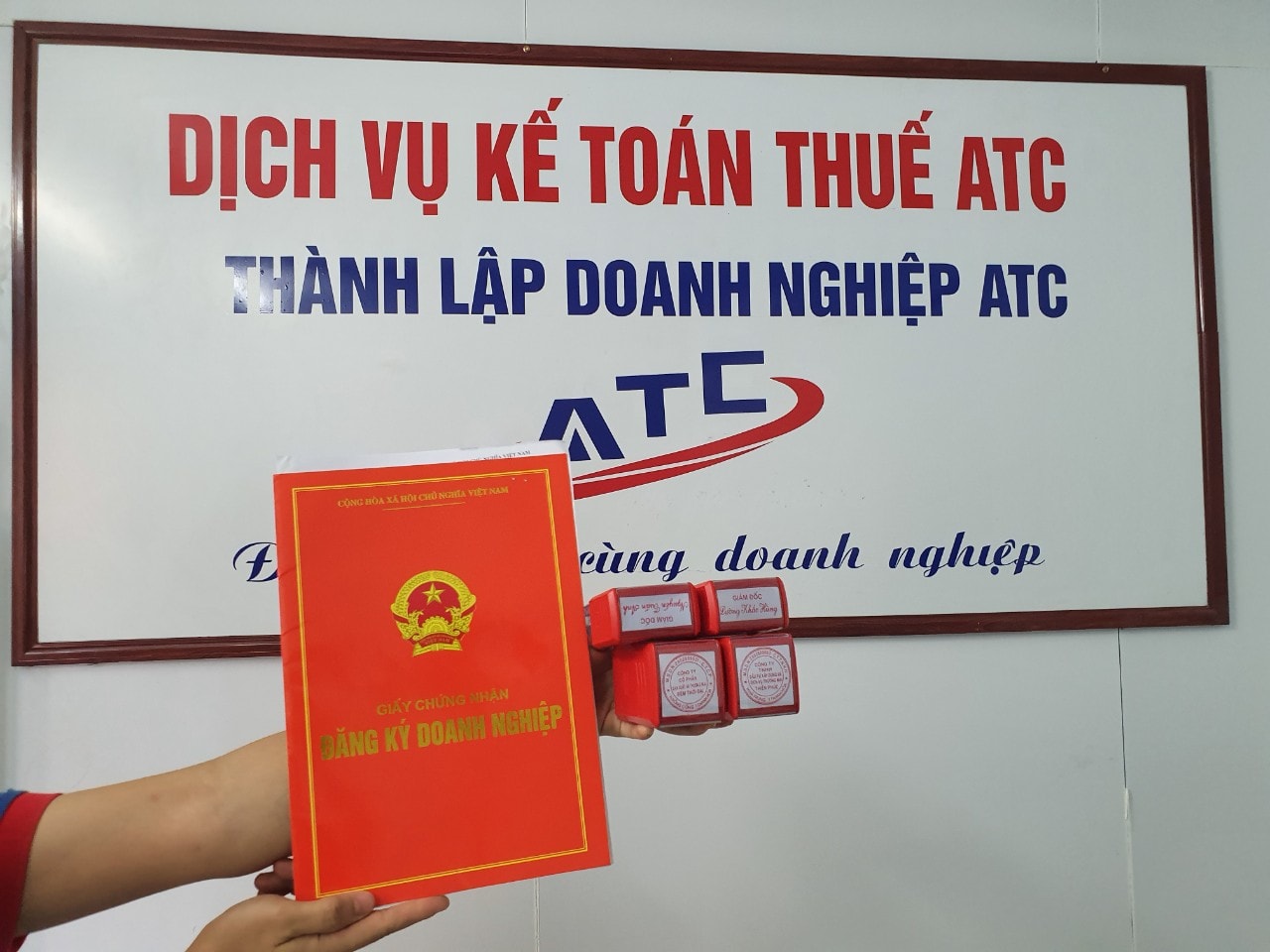 Thành lập công ty tại Thanh Hóa Chuyển đổi từ hộ kinh doanh cá thể lên công ty/doanh nghiệpTại Việt Nam, với đặc thù riêng, số lượng 