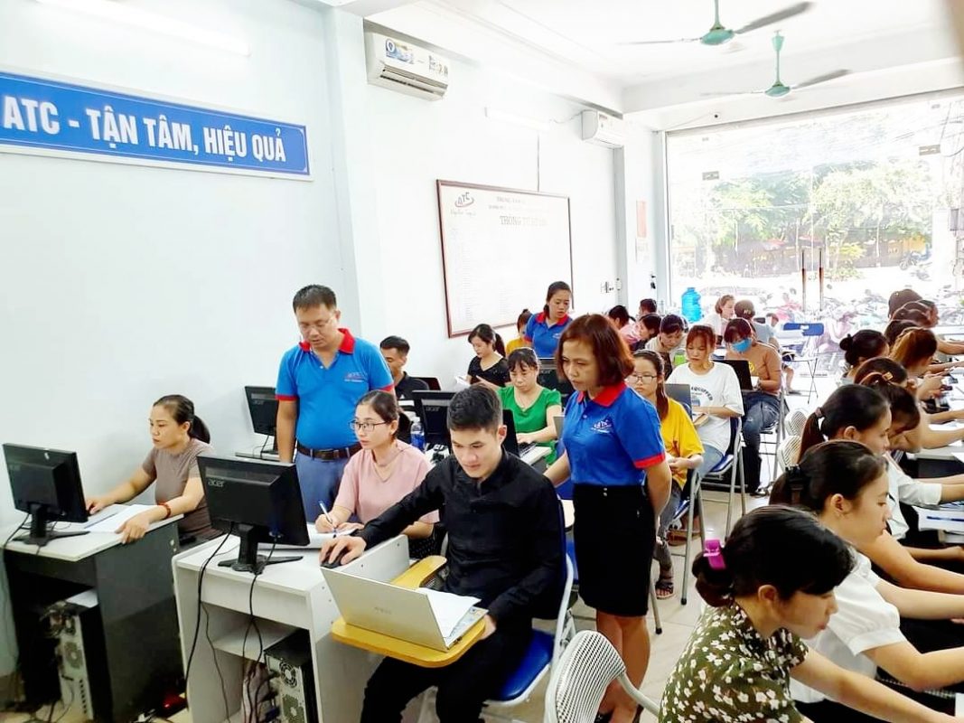 Địa chỉ trung tâm kế toán tại Thanh Hóa Trời NẮNG NHƯ ĐỔ LỬA...nhưng em vượt hàng 100km để đến học ATC Phải nói là thực sự biết ơn ATC