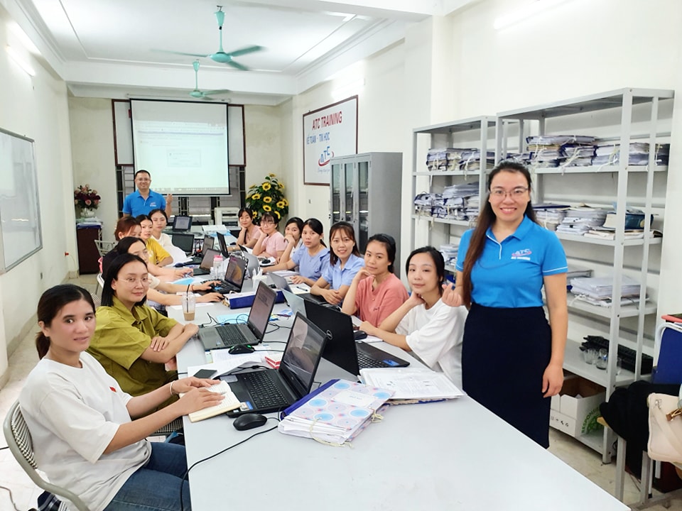Học kế toán thực tế tại thanh hóa KẾ TOÁN ATCCHÚC MỪNG20/10Chúc các bạn đạt được những dự định sắp tới, Thành công trên con đường đã chọn...