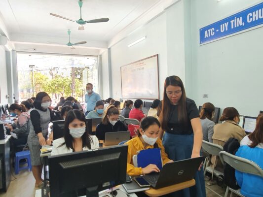 Trung tâm tin học ở thanh hóa Muốn thành công phải đầu tư thời gian, công sức và chất xám.Hãy đầu tư vào ATC bạn sẽ không phải thất vọng đâu,