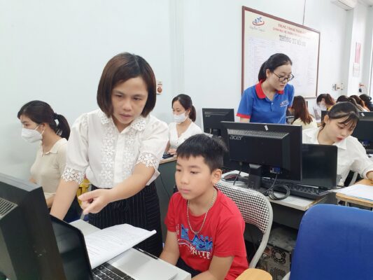 Hoc tin hoc tai thanh hoa Càng lên cao, chân trời càng xa, tầm mắt càng rộng.Càng hiểu biết nhiều bạn sẽ có tầm nhìn đa chiều, và có thể phỏng