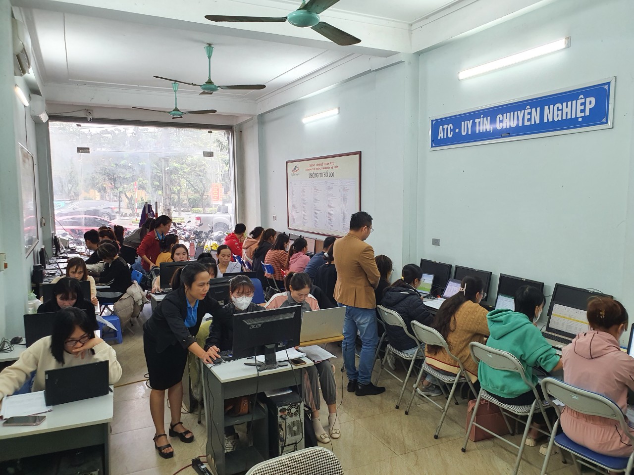 Lớp học kế toán tổng hợp tại Thanh Hóa Đây là những câu hỏi thường gặp khi làm công tác quyết toán thuế trong doanh nghiệp mà phần mềm